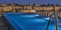 build pool in Israel