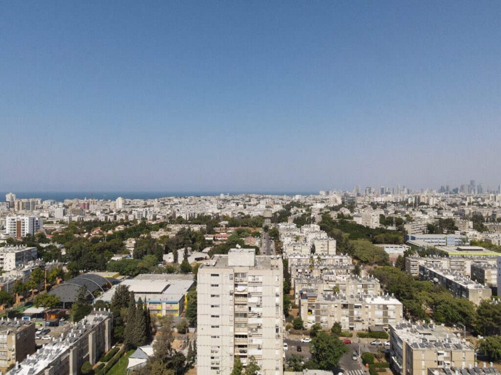 apartment in Bat Yam