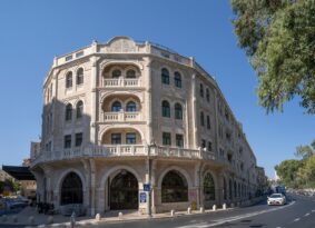luxury apartment rentals
