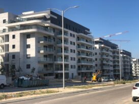 New buildings with protected spaces